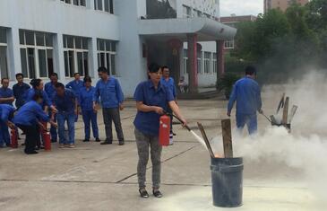 昌利金剛石鋸片組織開(kāi)展安全生產(chǎn)培訓(xùn)及消防演練 昌利金剛石鋸片組織開(kāi)展安全生產(chǎn)培訓(xùn)及消防演練