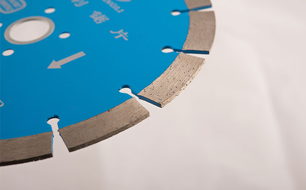 陶瓷切割片中金剛石及CBN在工業(yè)上的應(yīng)用 陶瓷切割片中金剛石及CBN在工業(yè)上的應(yīng)用